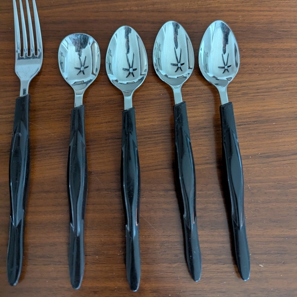 Vintage Cutco Classic Black Handle Place Setting Flatware Spoons Forks Pre Owned - Picture 3 of 6